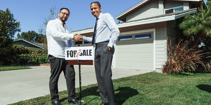 Pros and Cons of High-Street Real Estate Agents